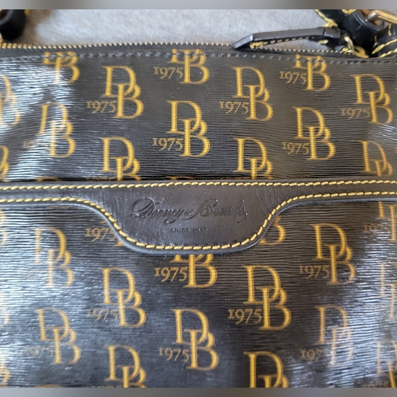 Dooney and Bourke Shoulder Bag - Picture 2 of 12